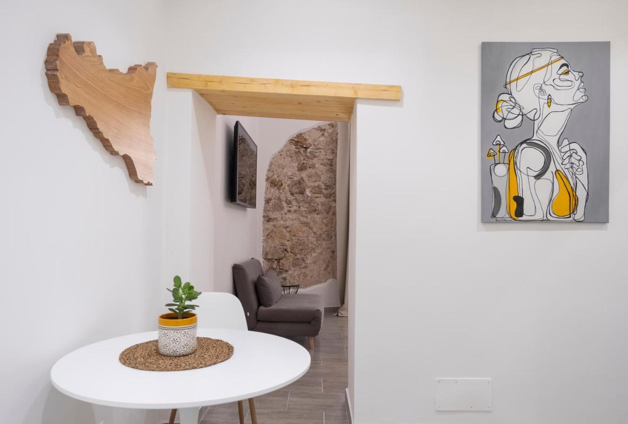 Artemide House - Bilocale Ortigia Wifi Apartment Сиракуза Екстериор снимка